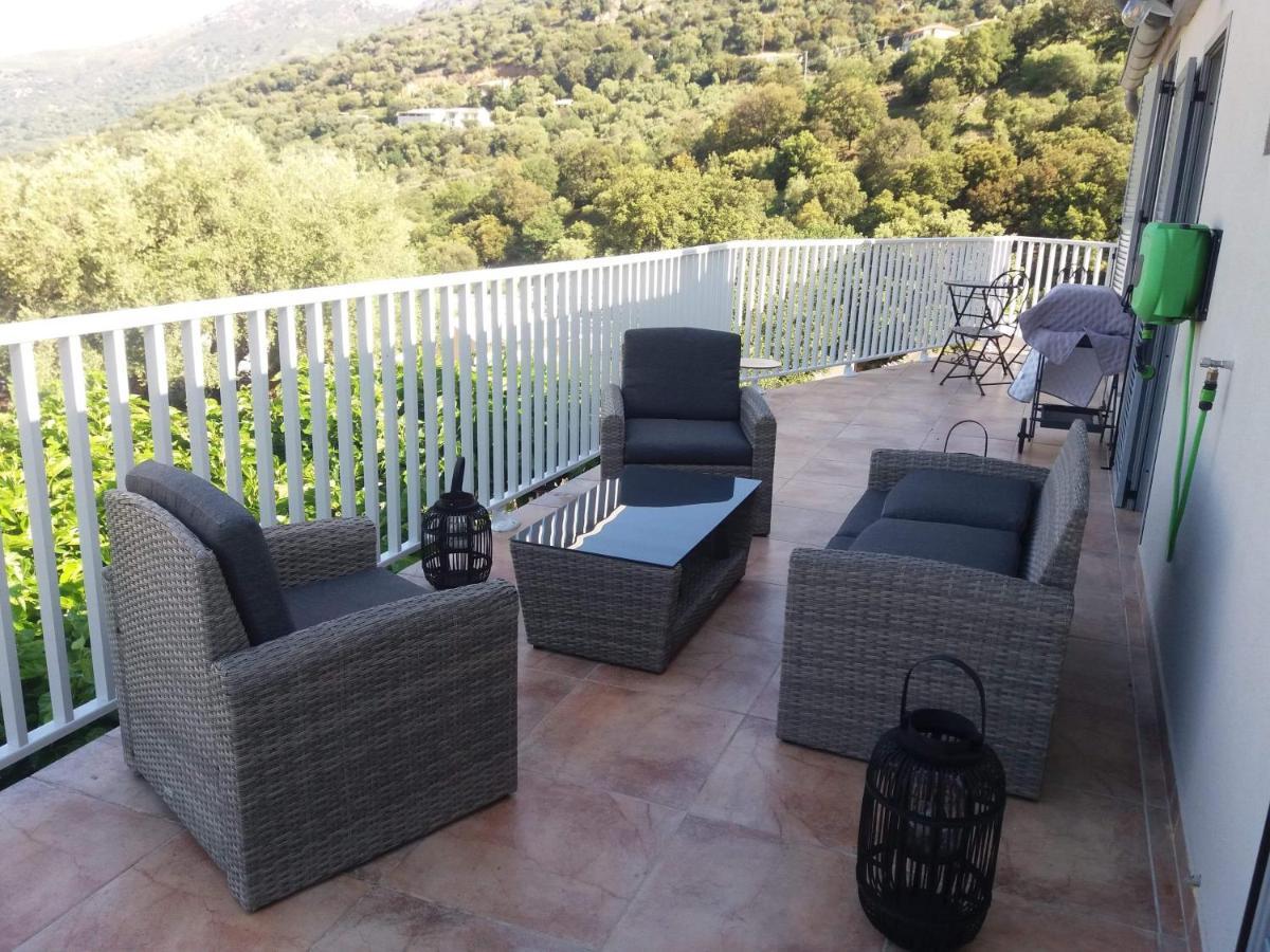 Casa Basgiu, Chambres Avec Balcon Et Table D'Hotes Zilia Exterior photo
